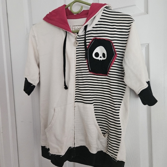 I Still Bite 🦇 Vintage Original Skelanimals T-Hoodie - Picture 3 of 13